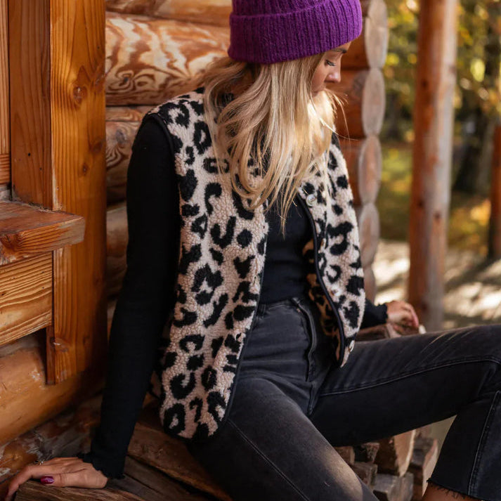 Maeve | Cozy Leopard Fleece Gilet
