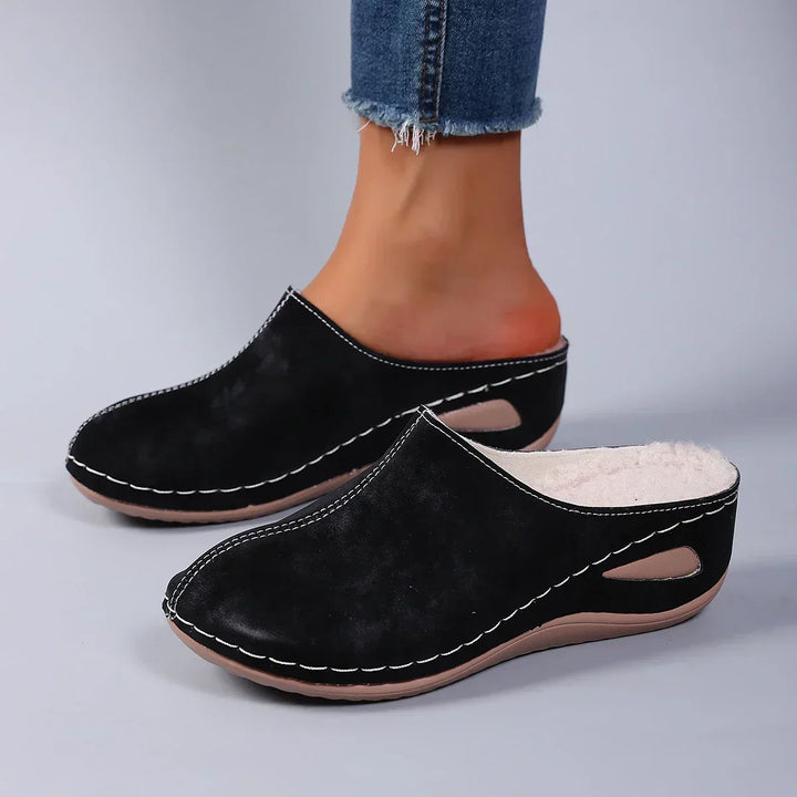 Clara | Orthopedic Fleece Slippers