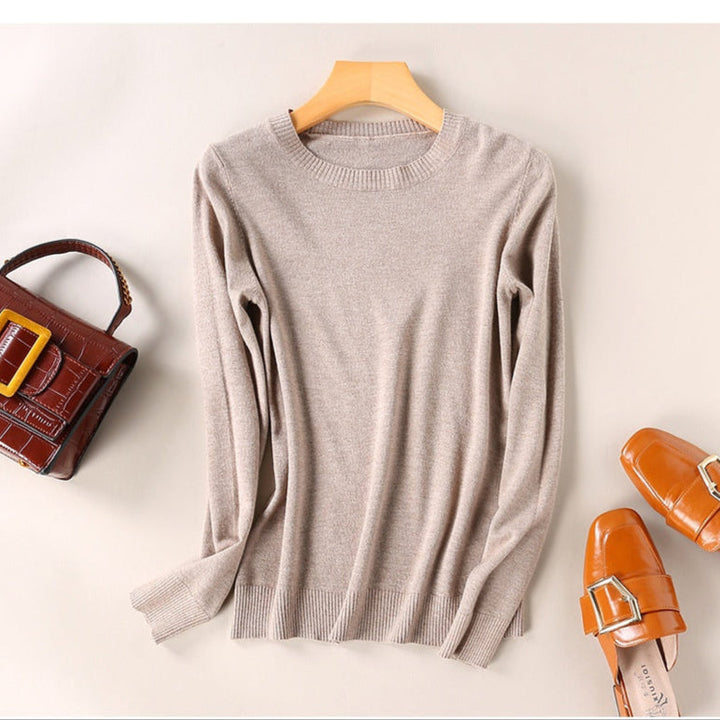 Isa | Classic Soft Knit Sweater
