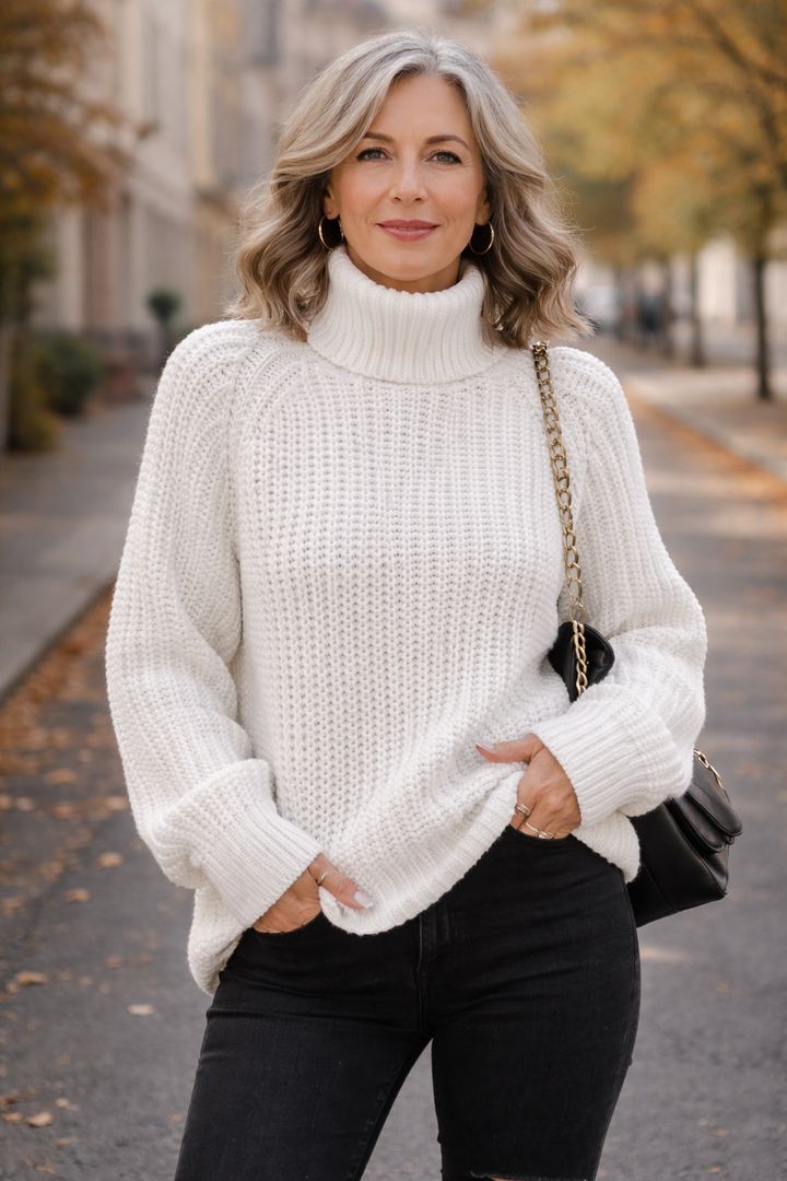 Diana | Winter Turtleneck Sweater